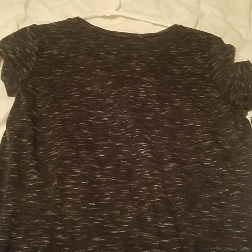 Cross neck tee - Picture 3 of 3